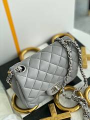 Chanel 17cm Classic Flap Bag Grey Lampskin Leather silver hardware - 5