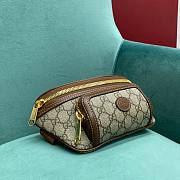 Gucci GG large belt bag - 5