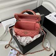 Chanel CC vanity pink leather handle bag  - 5