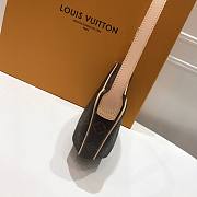 Louis Vuitton Croissant Bag - 5