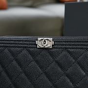 Chanel boy caviar black silver zipper wallet - 3