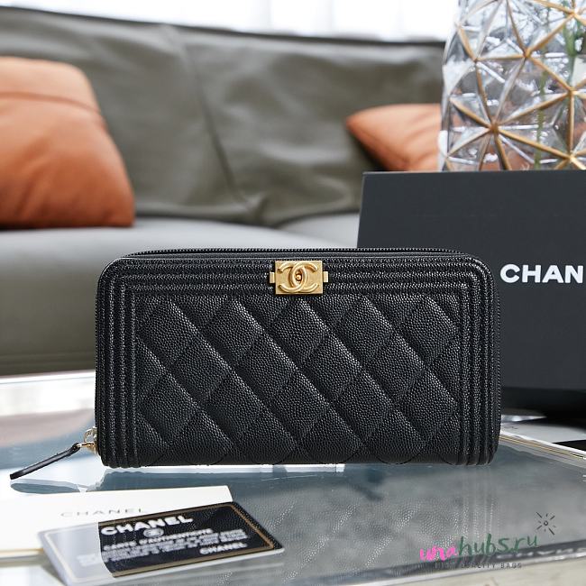 Chanel boy caviar black gold zipper wallet - 1