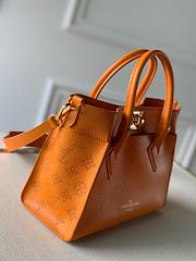 Louis Vuitton On My Side PM in orange M53823 - 2