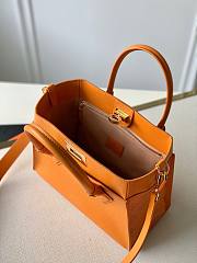 Louis Vuitton On My Side PM in orange M53823 - 4