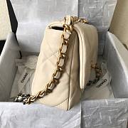 Chanel gold flap cream bag 19 medium size - 5