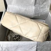 Chanel gold flap cream bag 19 medium size - 4