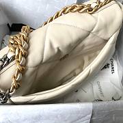 Chanel gold flap cream bag 19 medium size - 3