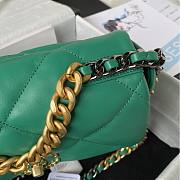 Chanel 19 flap green gold hardware bag 26cm - 3