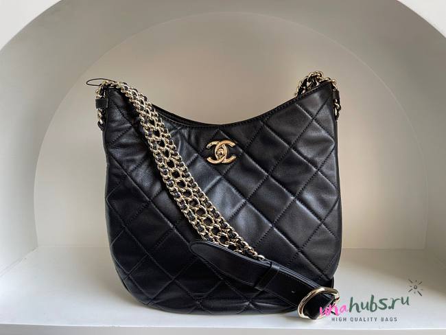 Chanel 22p hobo black lambskin gold hardware bag - 1