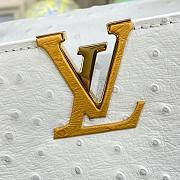 Louis Vuitton Capucines White Ostrich leather bag - 4