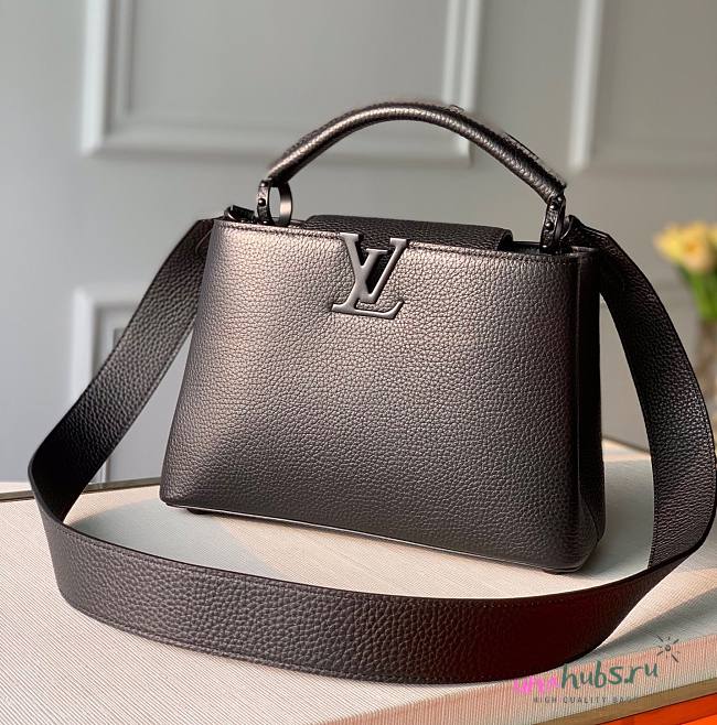 Louis Vuitton Capucines all black PM bag - 1