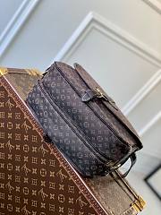 Louis Vuitton Saumur PM Black Shoulder Bag - 2