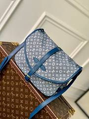 Louis Vuitton Saumur PM Blue Shoulder Bag - 1