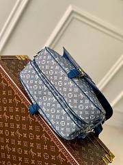 Louis Vuitton Saumur PM Blue Shoulder Bag - 3