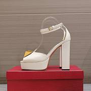 Valentino One Stud white patent leather platform heels  - 6