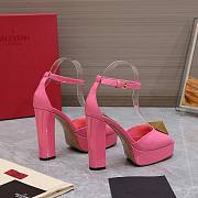 Valentino One Stud pink patent leather platform heels - 3