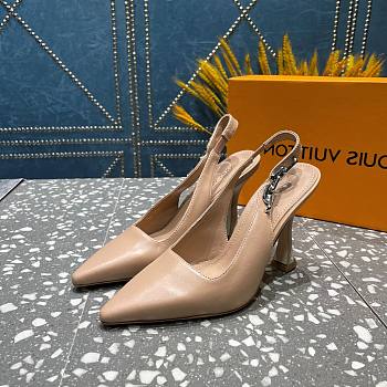 Louis Vuitton slingback beige heels