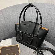 Bottega Veneta Arco Mini Black Leather Tote Bag - 6