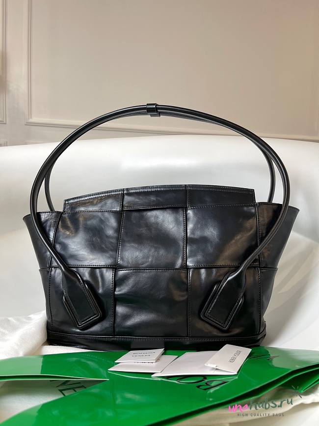 Bottega Veneta Arco Slouchy Black Leather Small 48 Bag - 1