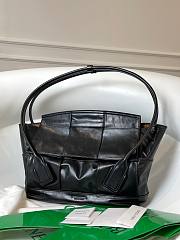 Bottega Veneta Arco Slouchy Black Leather Small 48 Bag - 6