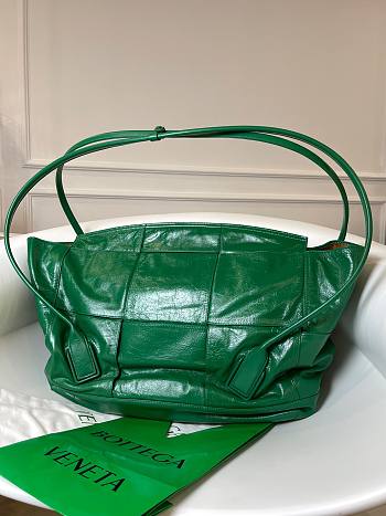 Bottega Veneta Arco Slouchy Green Leather Maxi 56 Bag