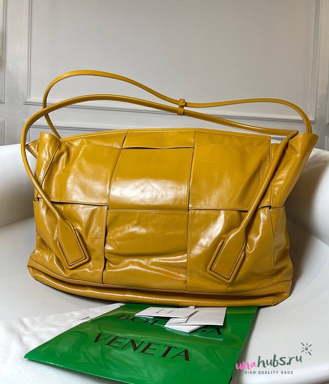 Bottega Veneta Arco Slouchy Yellow Leather Maxi 58 Bag - 1