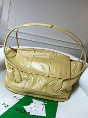 Bottega Veneta Arco Slouchy Light Yellow Leather Maxi 56 Bag - 3