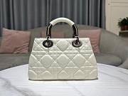 Dior Medium The Lady 95.22 white cannage quilted leather bag - 4