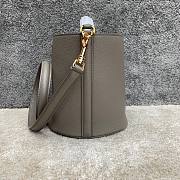 Celine 16 small smooth calfskin gray bucket bag - 5