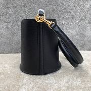 Celine 16 small smooth black calfskin bucket bag - 5