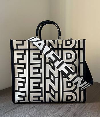 Fendi Fendigraphy Sunshine Leather Bag