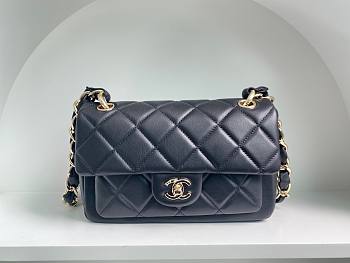 Chanel 21K CF classic black lambskin gold hardware bag 