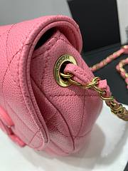 Chanel mini messenger 2023 pink CC caviar leather bag - 5