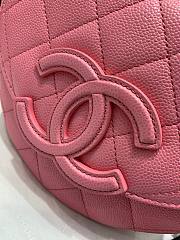 Chanel mini messenger 2023 pink CC caviar leather bag - 3