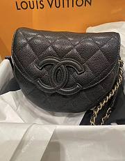 Chanel mini messenger 2023 black CC caviar leather bag - 2