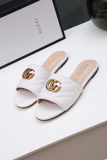 Gucci GG matelasse white slide sandal