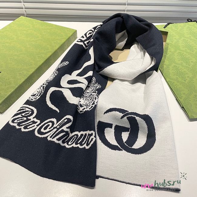 Gucci GG wool-blend blue scarf - 1