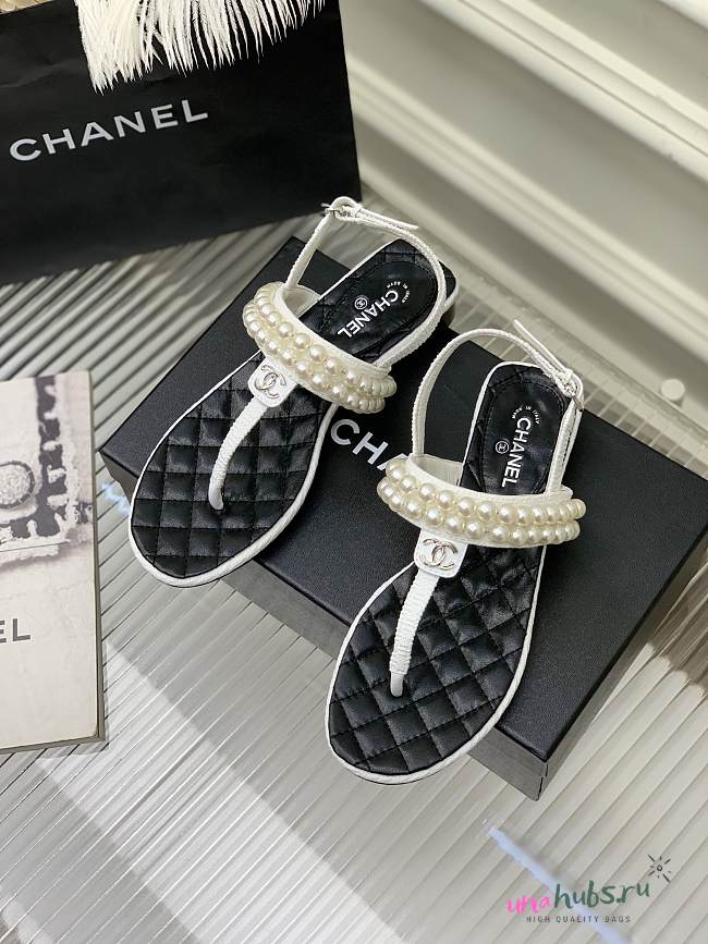 Chanel pearl white sandals - 1