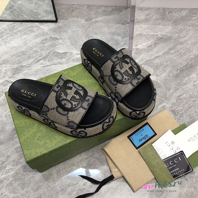 Gucci jumbo GG black platform slide sandal - 1