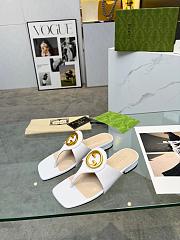 Gucci White Blondie thong sandal - 3