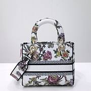 Dior lady D-lite medium white multicolor bag - 2