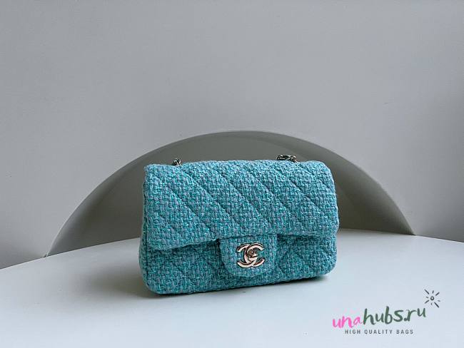 Chanel 22 small tweed classic baby blue flap bag 20cm - 1