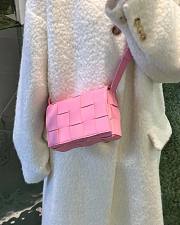 Bottega Veneta Pink Small Cassette Bag - 3