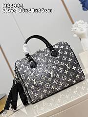 Louis Vuitton Grey Monogram Denim Speedy Bandoulière 25 Bag - 5