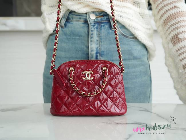 Chanel 2023 small clutch red shiny leather bag  - 1