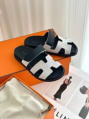 Hermes Chypre white/ black sandal - 6