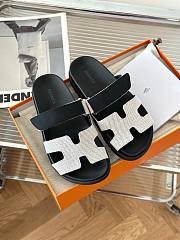 Hermes Chypre white/ black sandal - 5