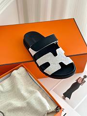 Hermes Chypre white/ black sandal - 2