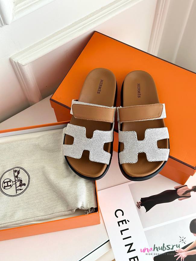 Hermes Chypre white/ brown sandal - 1