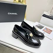 Chanel heart logo patent leather loafer  - 3